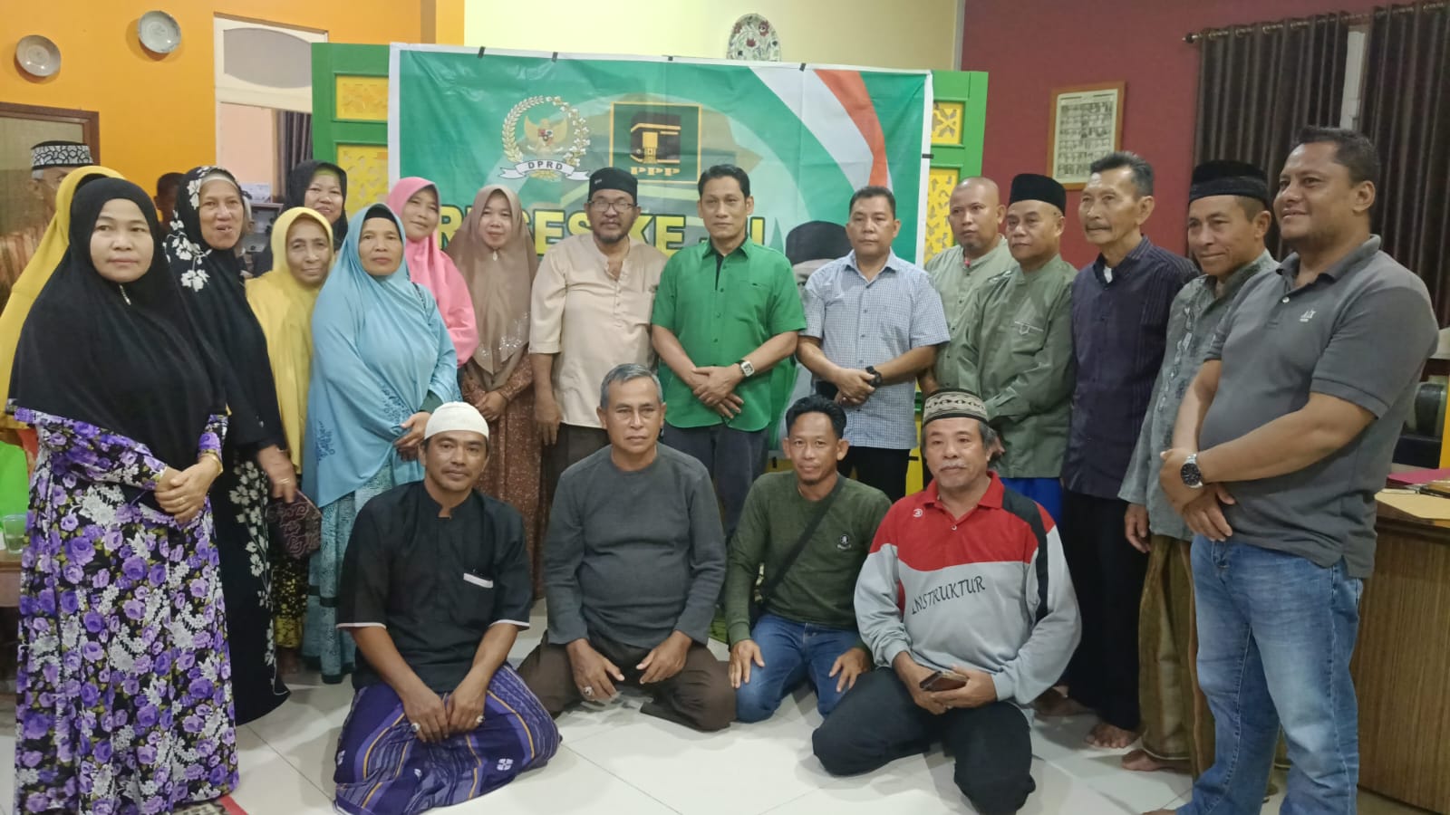RESES : Pelaksanaan reses dilaksanakan di kediaman anggota DPRD Kabupaten Kapuas Hulu Alpiansyah.
