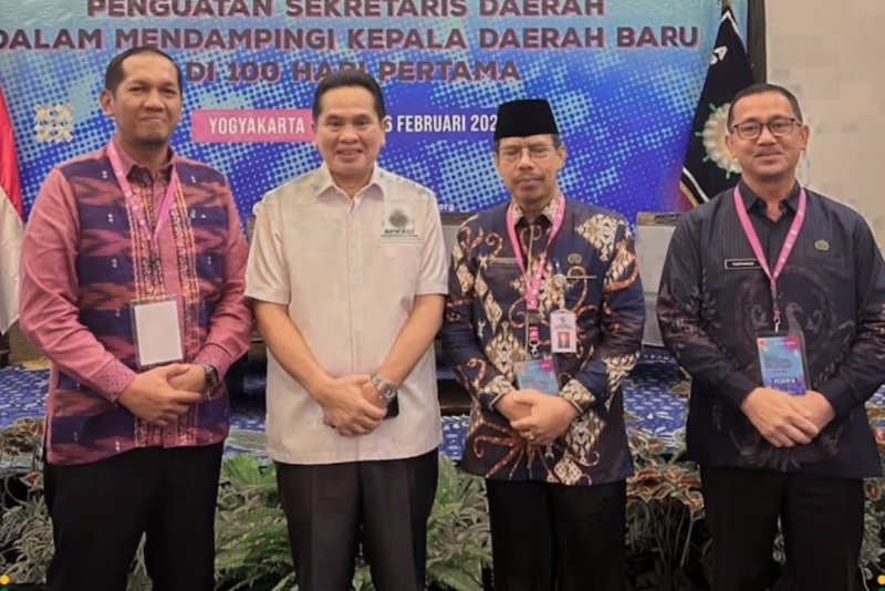 Pj Sekda Ketapang, Dedy Shopiardi, menghadiri pertemuan Sekda se-Indonesia di Yogyakarta, beberapa waktu lalu.