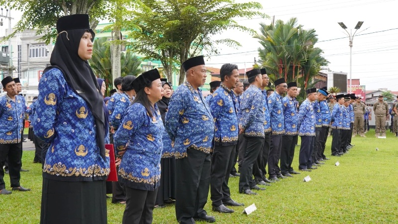 Sebanyak 1.123 Pegawai Pemerintah dengan Perjanjian Kerja (PPPK) tahap II di lingkungan Pemerintah Kabupaten Sanggau telah lolos administrasi.