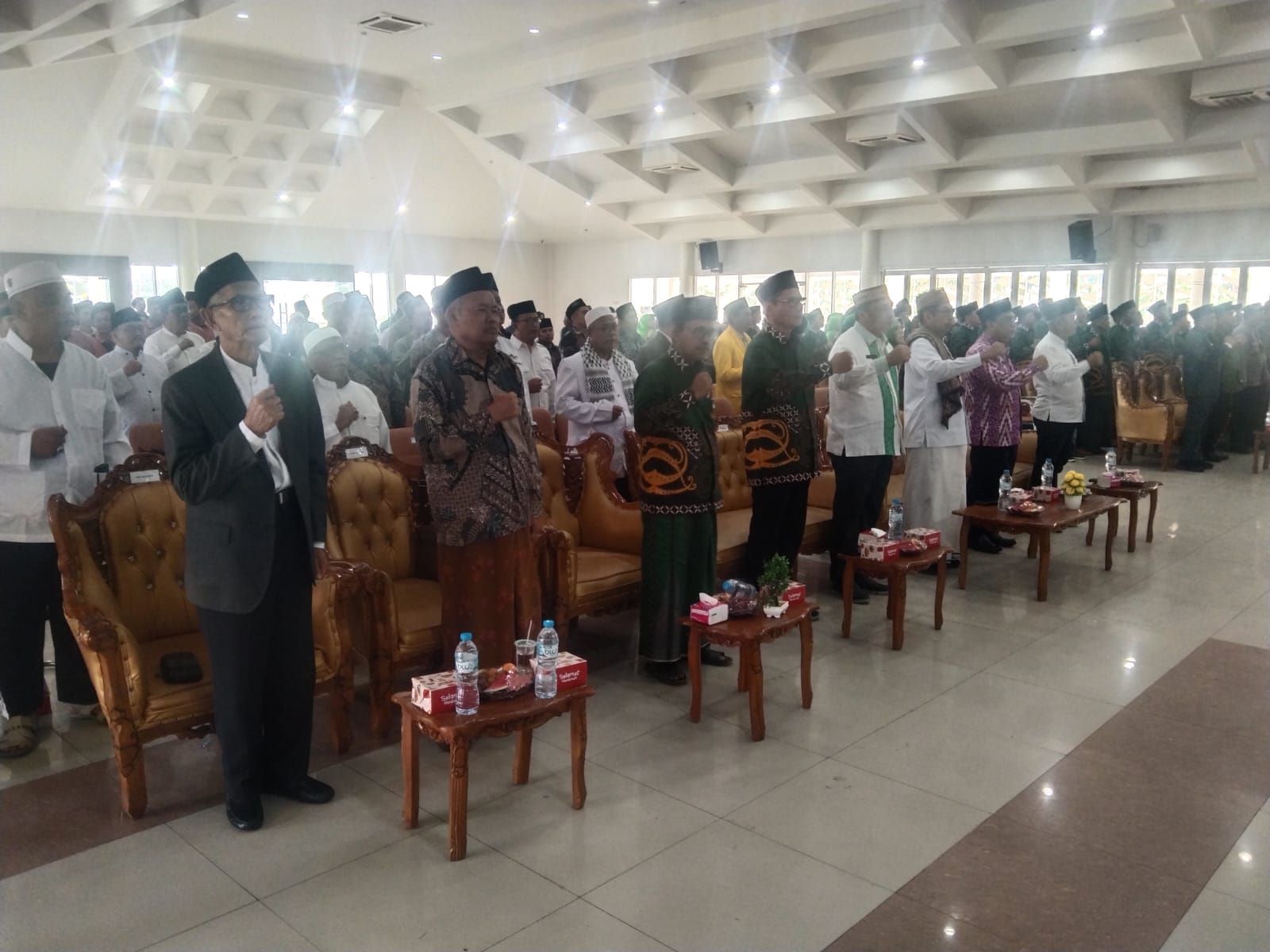PELANTIKAN:&nbsp;Asisten II Setda Pemkab Mempawah, Jamiril saat menghadiri pelantikan dan pengukuhan PC NU Kabupaten Mempawah.
