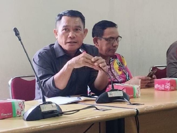 KOORDINASI: Ketua Galaherang Kreasindo Mempawah Mas Yusmidi saat berkoordinasi di Mapolres Mempawah.