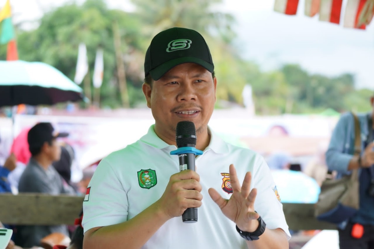 Bupati Sambas, Satono.