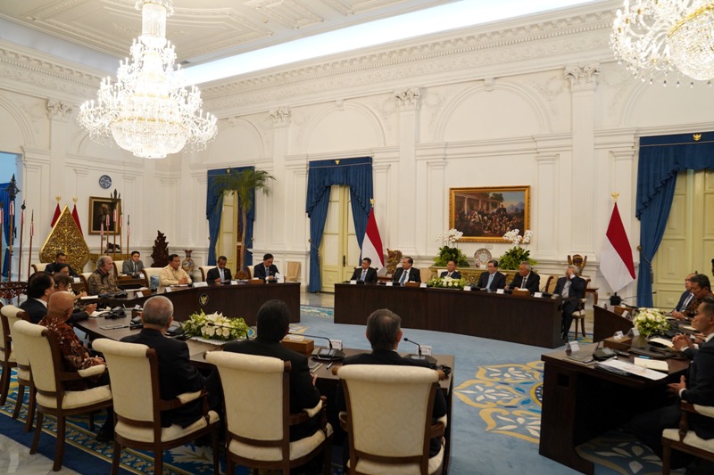 Presiden RI Prabowo Subianto menggelar pertemuan dengan para investor dan petinggi Danantara di Jakarta, Jumat (7/3).