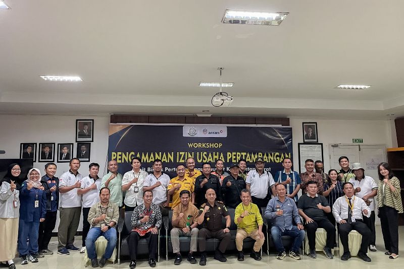 PT ANTAM Tbk UBPB Kalimantan Barat (ANTAM) menggelar workshop pengamanan IUP pada Jumat (7/3).