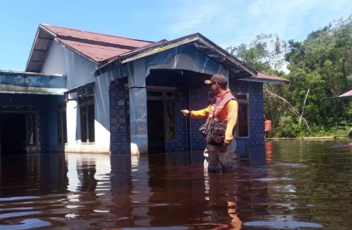 BPBD Kubu Raya lakukan asessment ke lokasi terdampak banjir di Desa Pasak Piang, Kecamatan Sungai Ambawang, Kabupaten Kubu Raya, Kalimantan Barat.