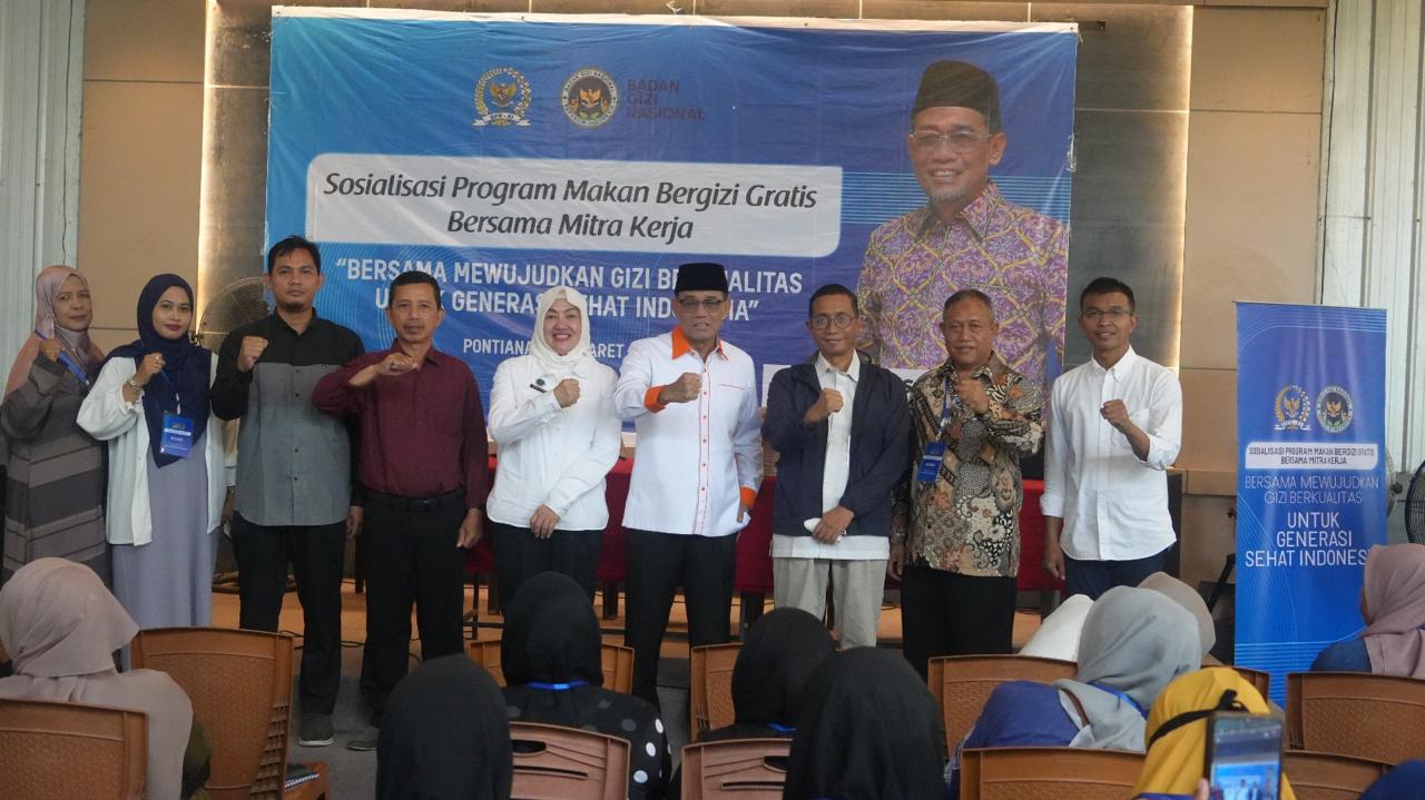 Sosialisasi program Makan Bergizi Gratis (MBG) bersama warga Jalan Bugis Kecamatan Pontianak Timur.