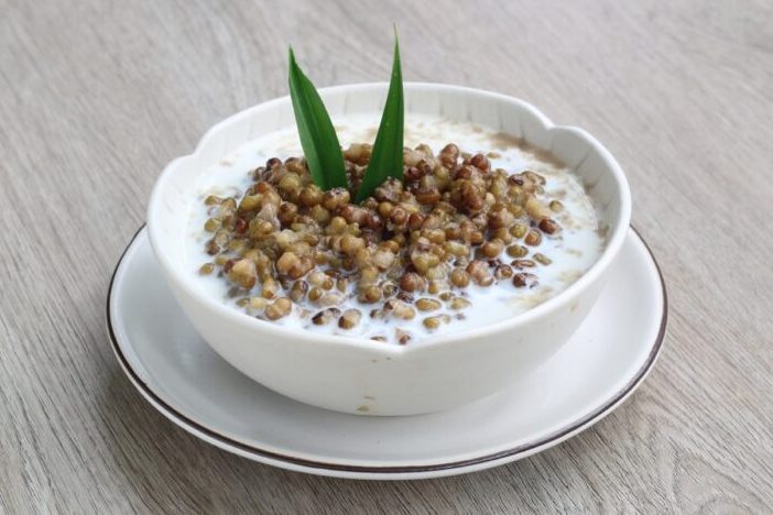 Bubur kacang hijau lezat bisa dibuat di rumah.