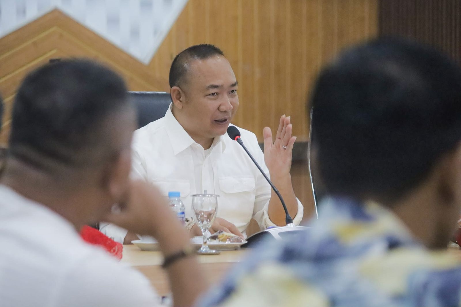 TUNGGU HASIL AUDIT: Investigasi saat ini sedang dilakukan. Bupati Ketapang, Alexander Wilyo berharap benang merah terkait kejadian ini bisa diketahui dan disampaikan ke publik.
