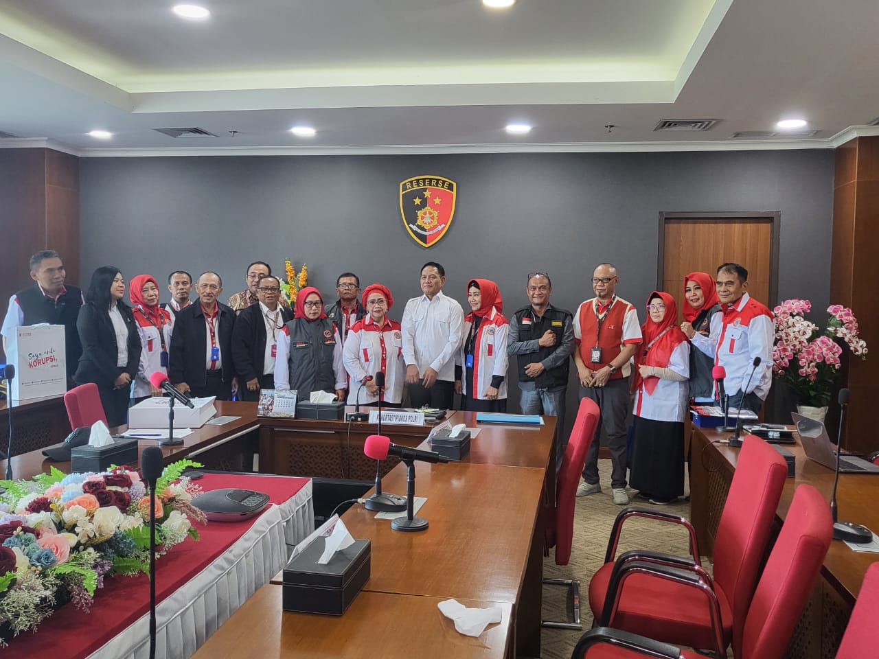 Laskar Anti Korupsi Indonesia (DPP LAKI) dan Korps Pemberantasan Tindak Pidana Korupsi (Kortastipidkor) Mabes Polri beraudiensi pada hari Rabu (19/03).