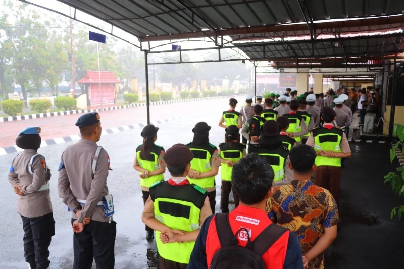 Pasukan operasi Ketupat Kapuas 2025 siap menjaga keamanan dan kelancaran mudik perayaan Idulfitri 1446 Hijriah.