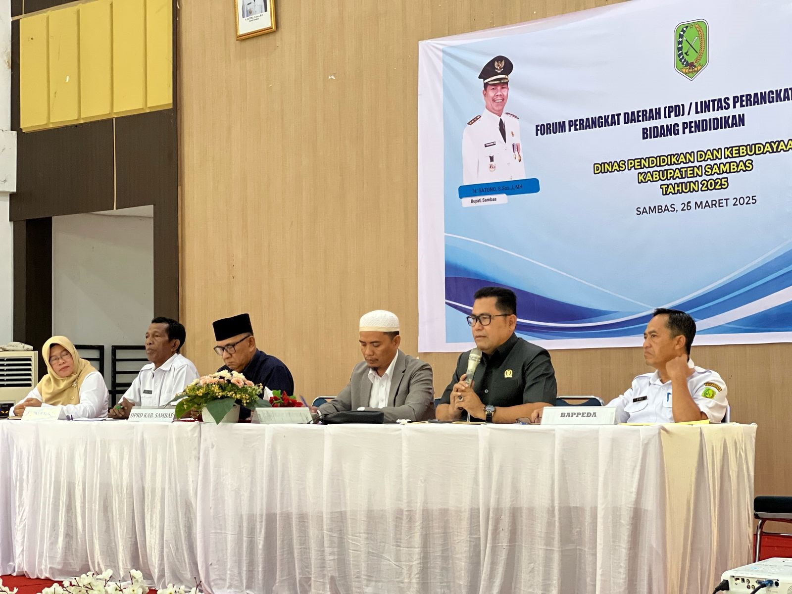 FORUM PENDIDIKAN: DPRD Kabupaten Sambas menghadiri forum pendidikan yang dilaksanakan pada Rabu (26/3).