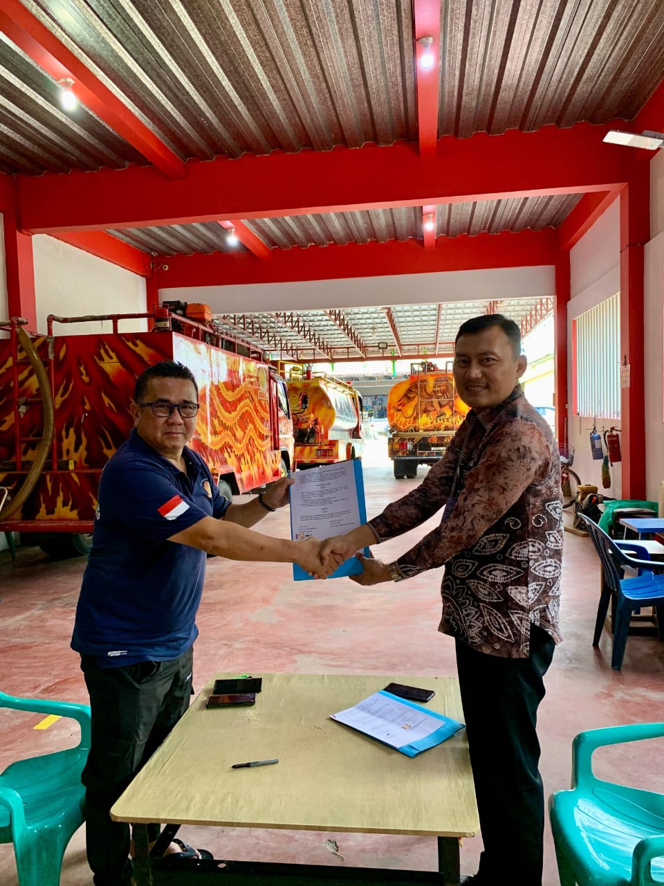 Kepala Rutan dan Ketua BPK Sambas tandatangani kerja sama untuk tingkatkan pencegahan kebakaran.
