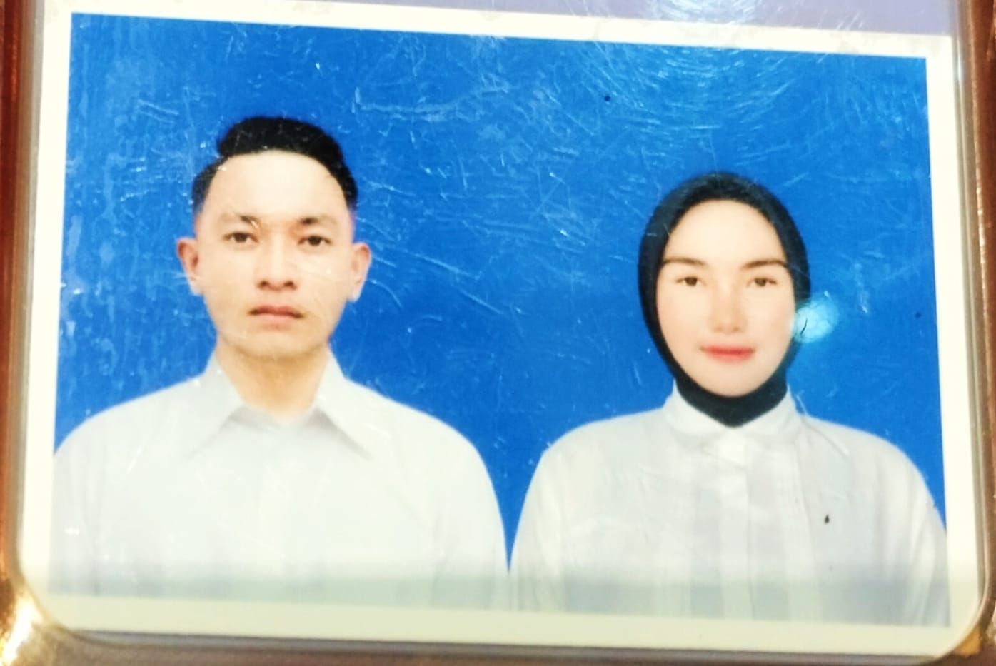 Wartawan Juwita, 23, bersama kekasihnya prajurit TNI AL yang diduga sebagai pelaku pembununan.
