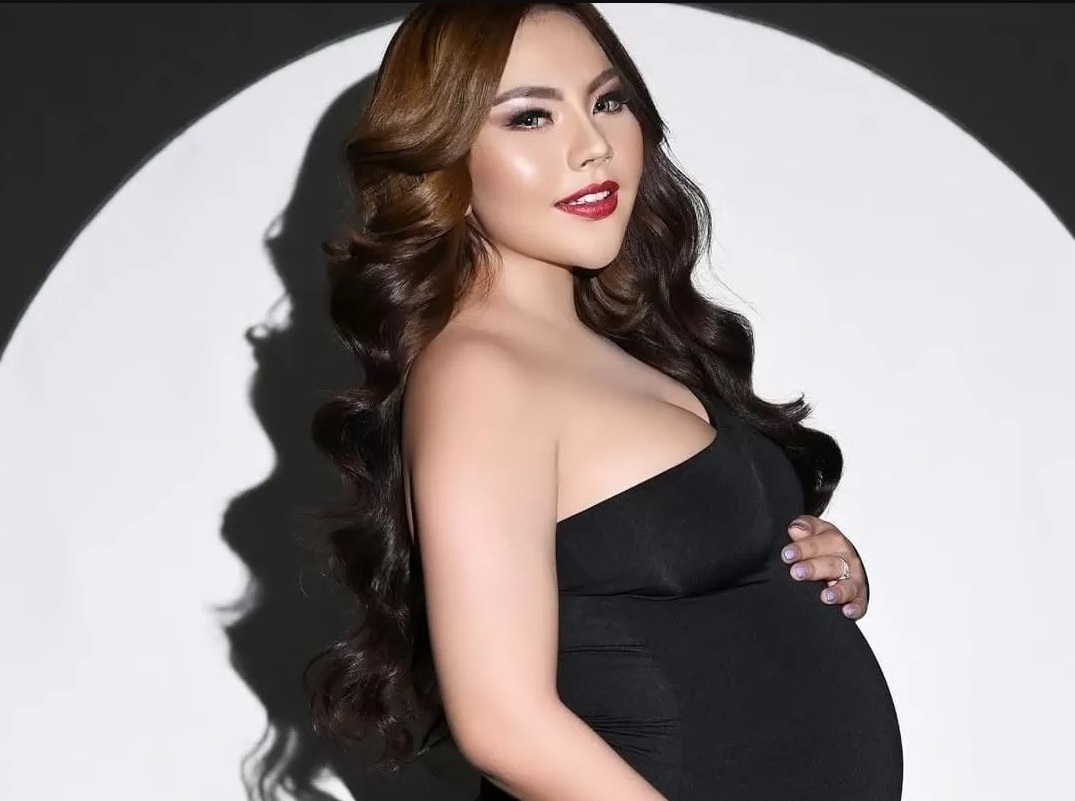 HAMIL: Selebgram Lisa Mariana membagikan foto kehamilannya. (Ig @lisamarianaaa).