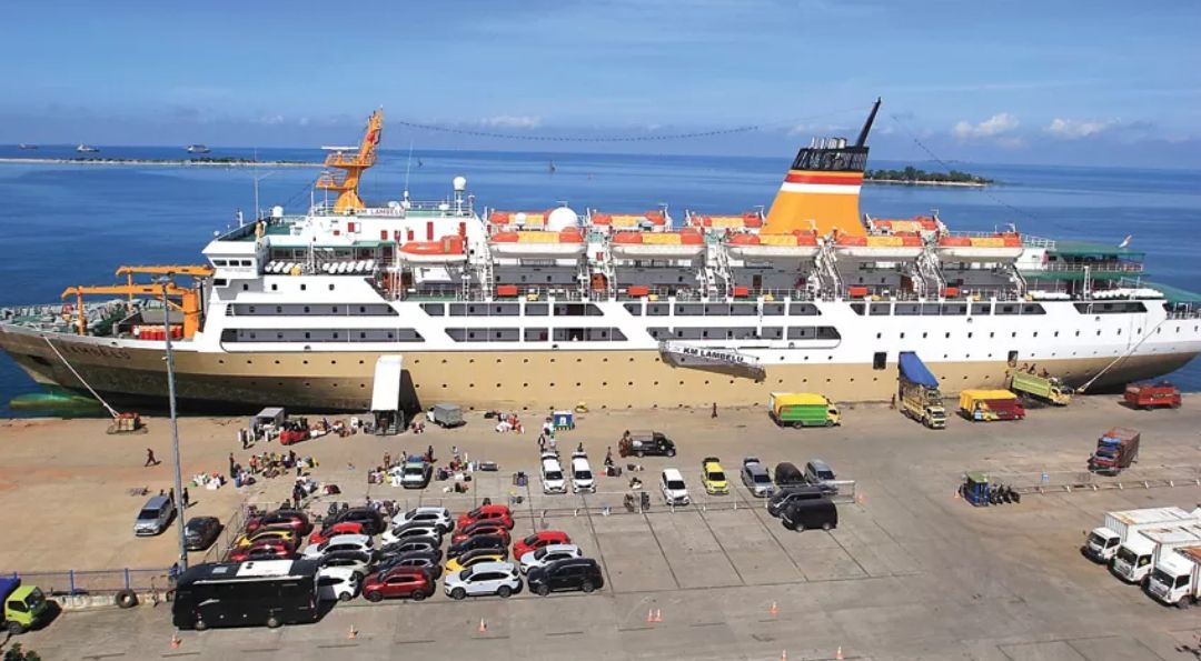 Kapal Pelni. (JawaPos.com).