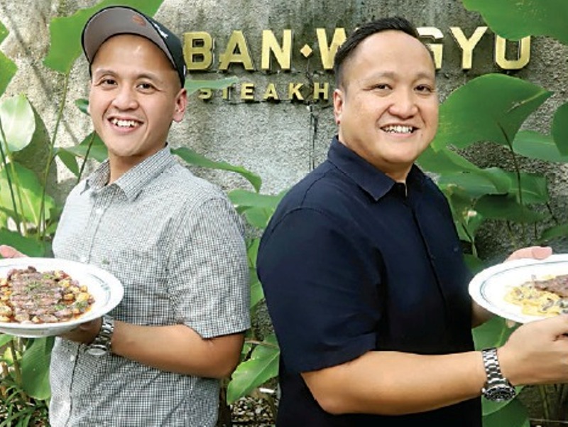 Pengusaha Arga Pratama Putra dan Ditra Ramadha, kakak adik ini sudah punya enam cabang steak house di Surabaya dan Jakarta.