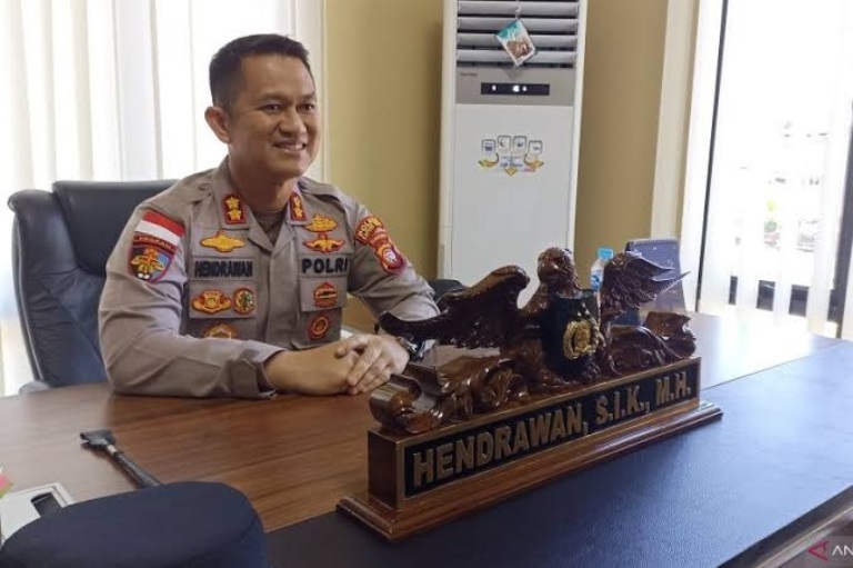 Mantan Kapolres Kapuas Hulu AKBP Hendrawan.