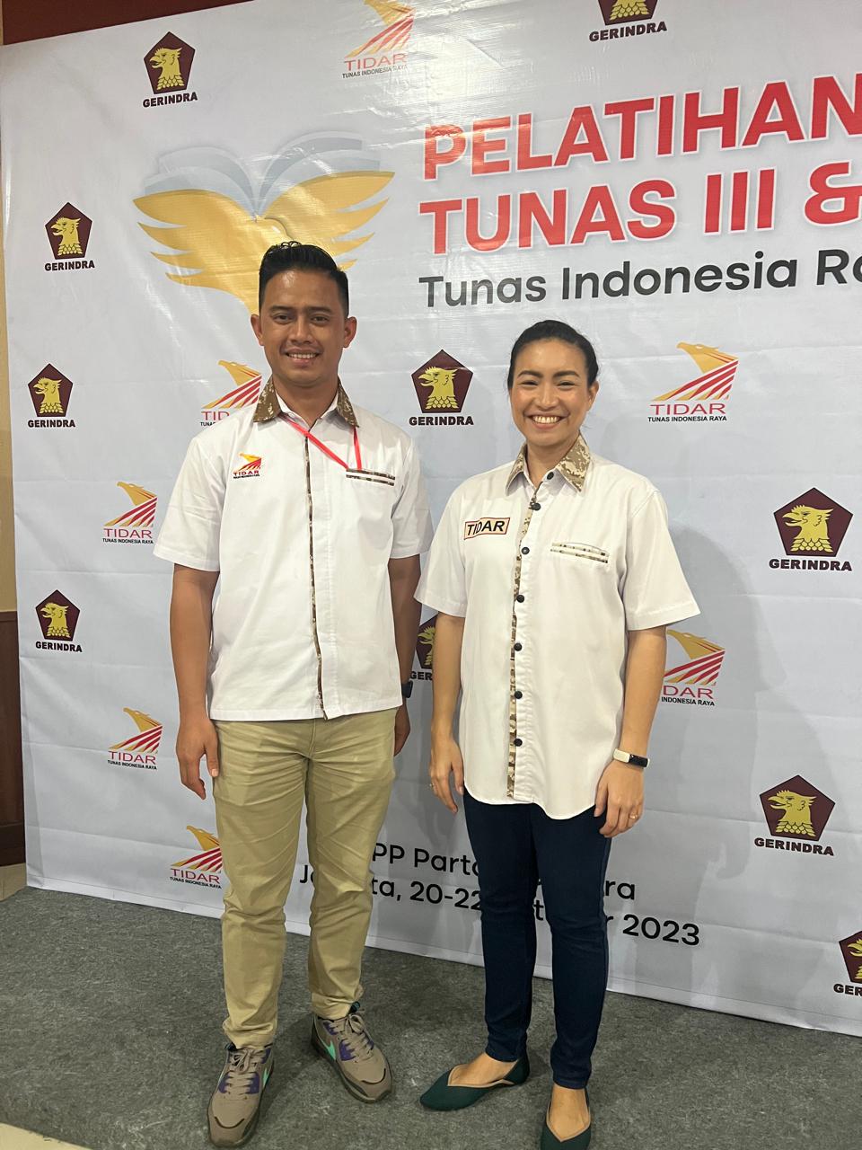 Ketua Tunas Indonesia Raya (TIDAR) Provinsi Kalimantan Barat Yoggy Perdana Putra dan Mantan Ketua Umum TIDAR, Rahayu Saraswati Djojohadikusumo