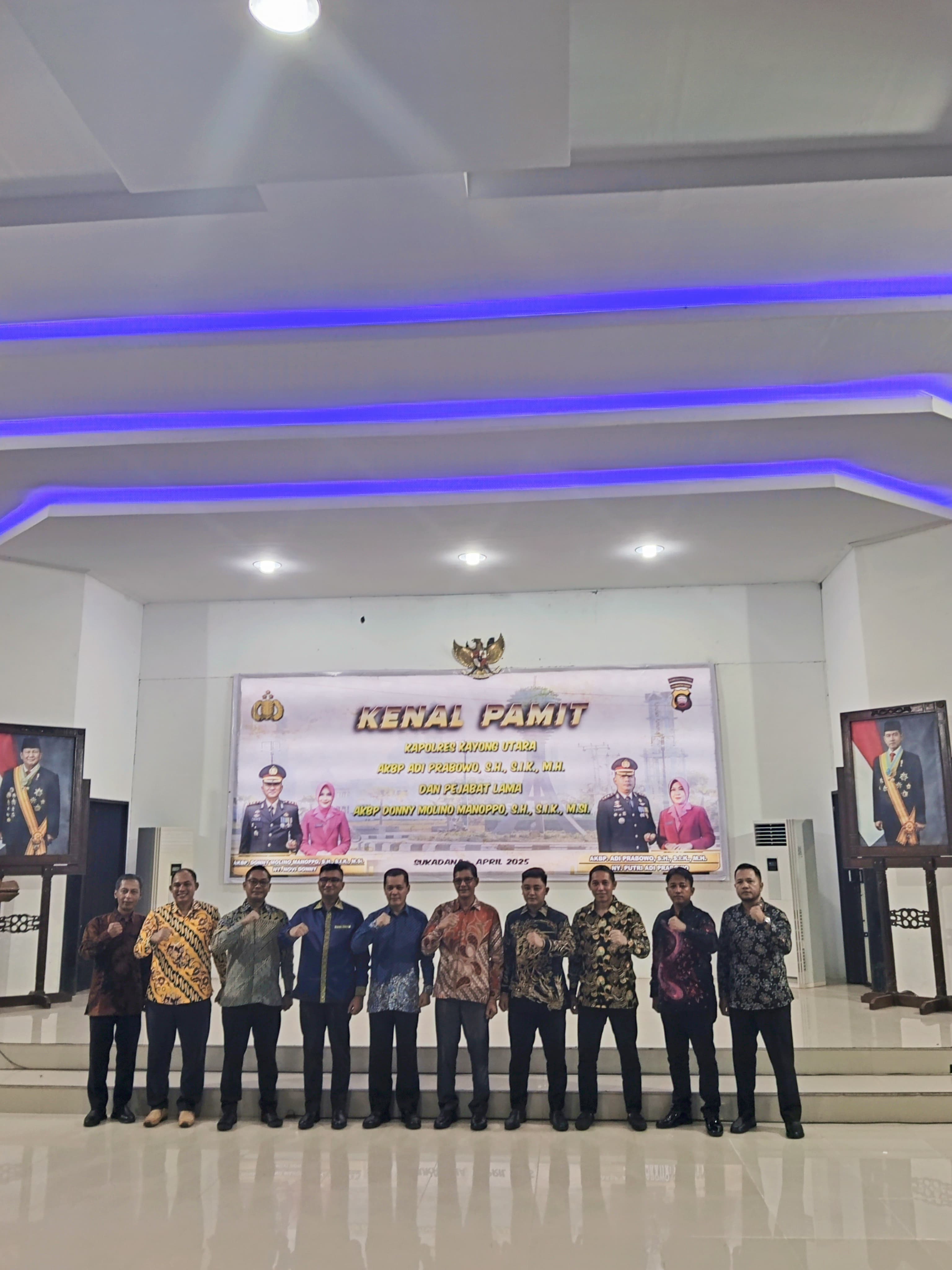 KENAL PAMIT: Kegiatan Kenal Pamit Kapolres Kayong Utara di Aula Pendopo Bupati Kayong Utara, Jumat (11/04) malam.