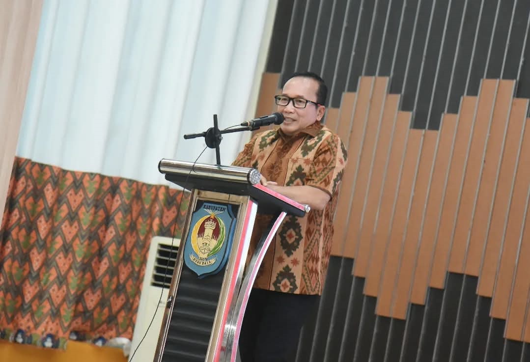 SAMBUTAN: Sujiwo saat memberikan sambutan dalam acara pisah sambut Dandim 1207/Pontianak pada Sabtu (12/4)