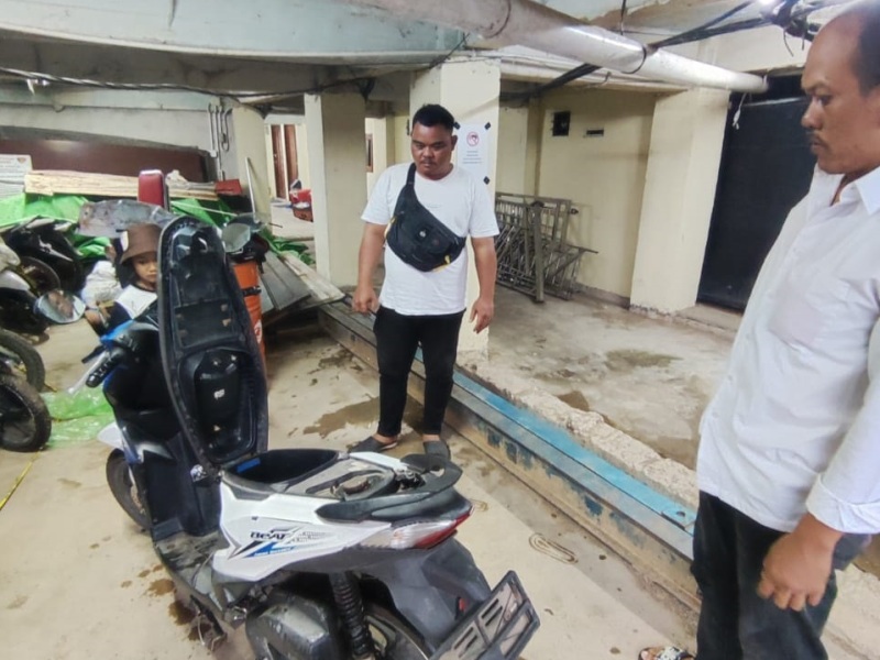 BARANG BUKTI: Sepeda motor yang didapatkan dari pelaku curanmor&nbsp; RN di Kecamatan Rasau Jaya, Kabupaten Kubu Raya.