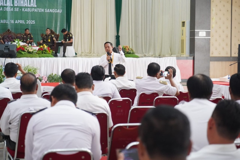 Kejaksaan Negeri Sanggau saat melakukan sosialisasi kepada para kepala desa di Sanggau.