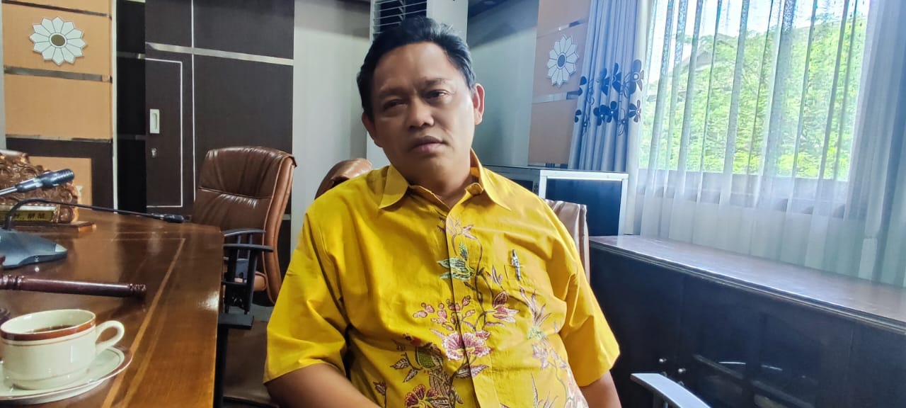 Fransiskus Ason, Ketua DPD Golkar Kabupaten Sanggau.