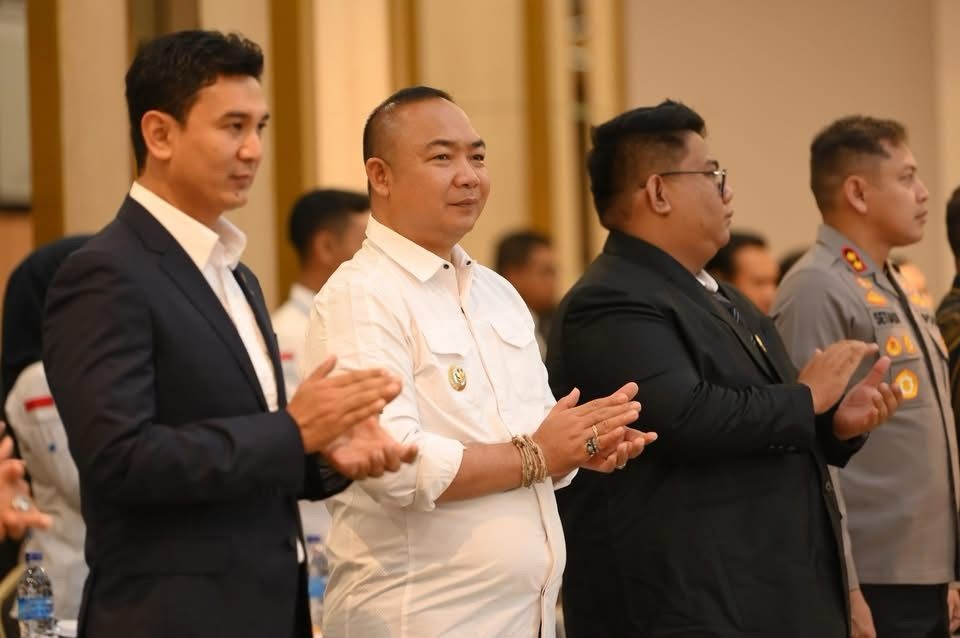 HADIRI PELANTIKAN: Bupati Ketapang, Alexander Wilyo menghadiri pelantikan Pengurus HIPMI Ketapang periode 2025-2028, Sabtu (19/4).