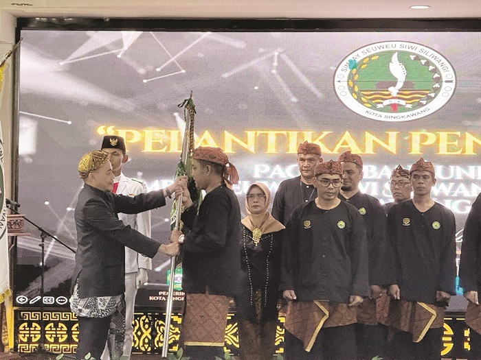LANTIK : Paguyuban S-4 Singkawang resmi lantik pengurus baru.