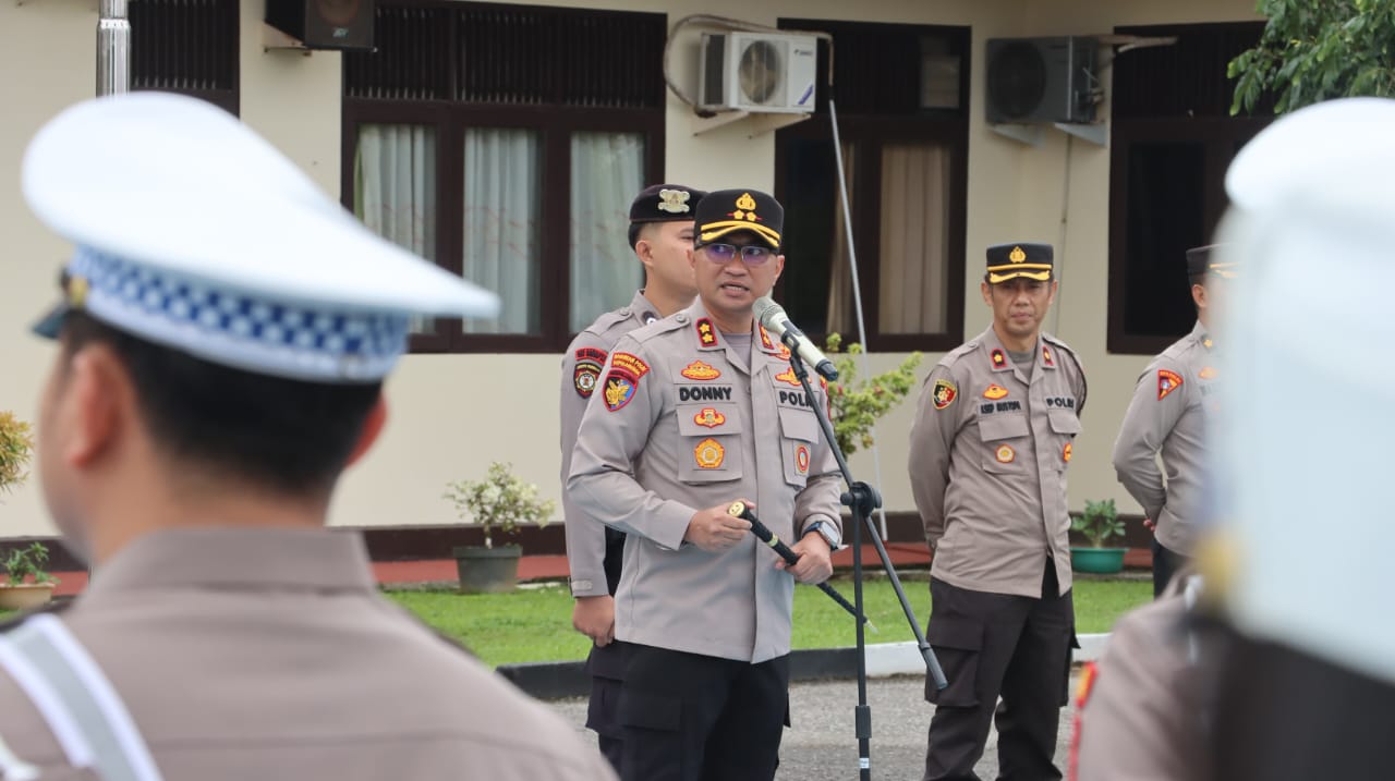 Kapolres Sekadau, AKBP Donny Molino Manoppo.