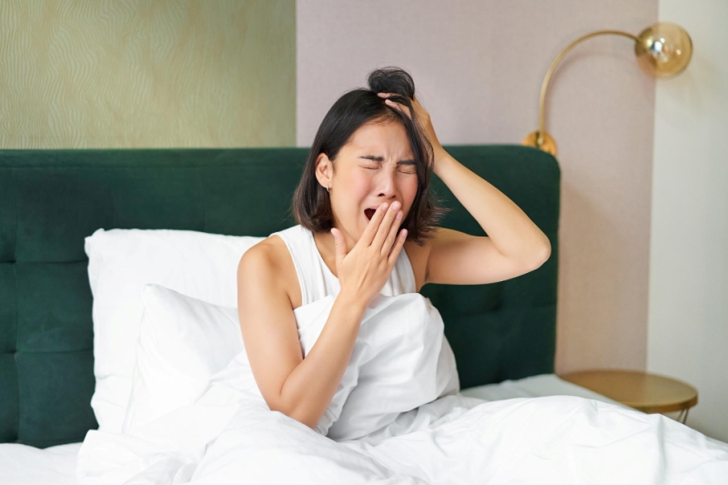 Ilustrasi sakit kepala saat bangun tidur dapat disebabkan oleh beberapa hal mulai dari gangguan tidur hingga dehidrasi.