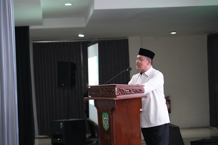 MUSRENBANG: Gubernur Ria Norsan saat menyampaikan arahan pada Musrenbang RPJMD tahun 2025-2029 dan RKPD tahun 2026 Pemerintah Kota Singkawang.