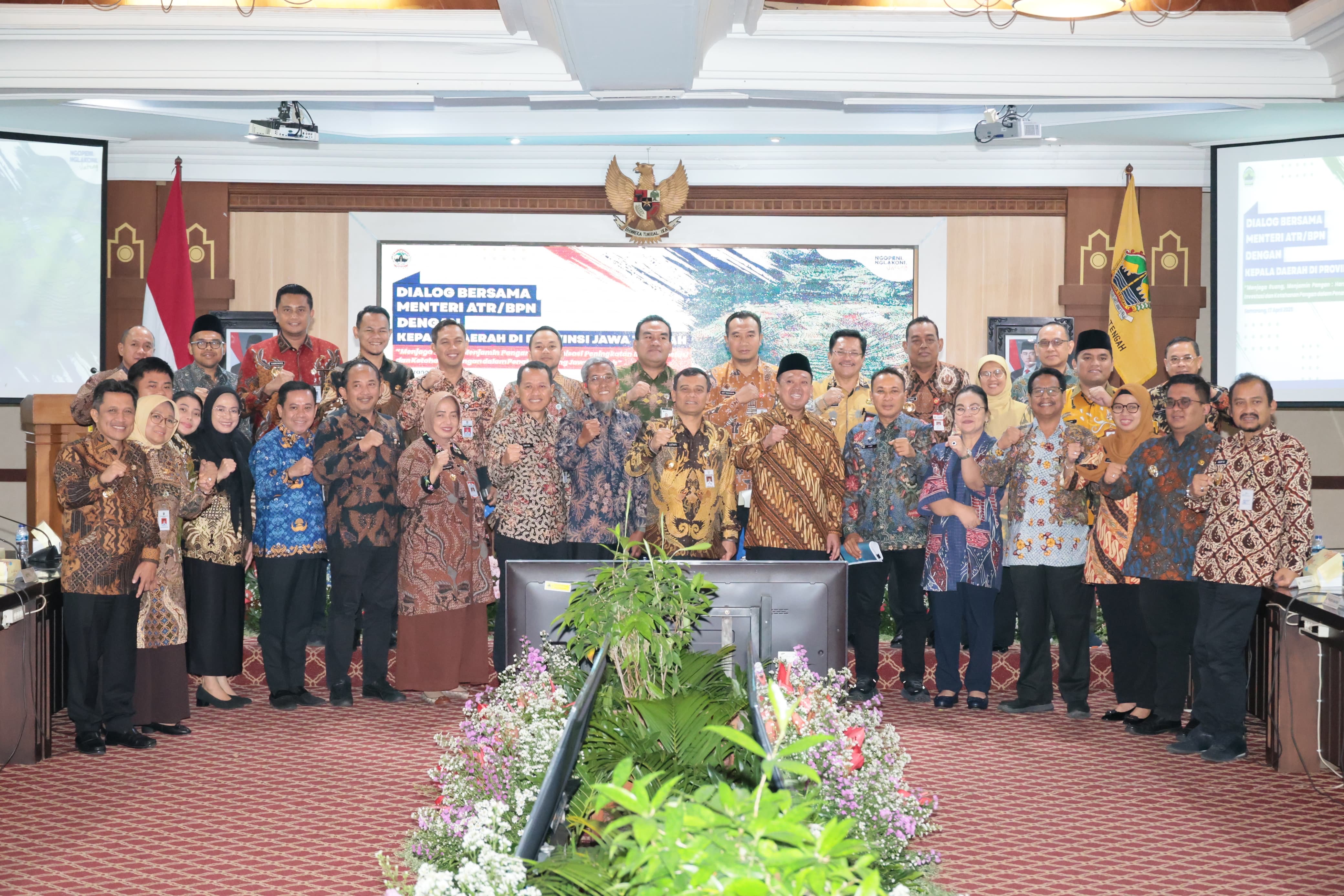 Menteri Nusron dalam Dialog Bersama Gubernur dan para Bupati/Wali Kota se-Jawa Tengah, yang digelar di Kantor Gubernur Jawa Tengah.