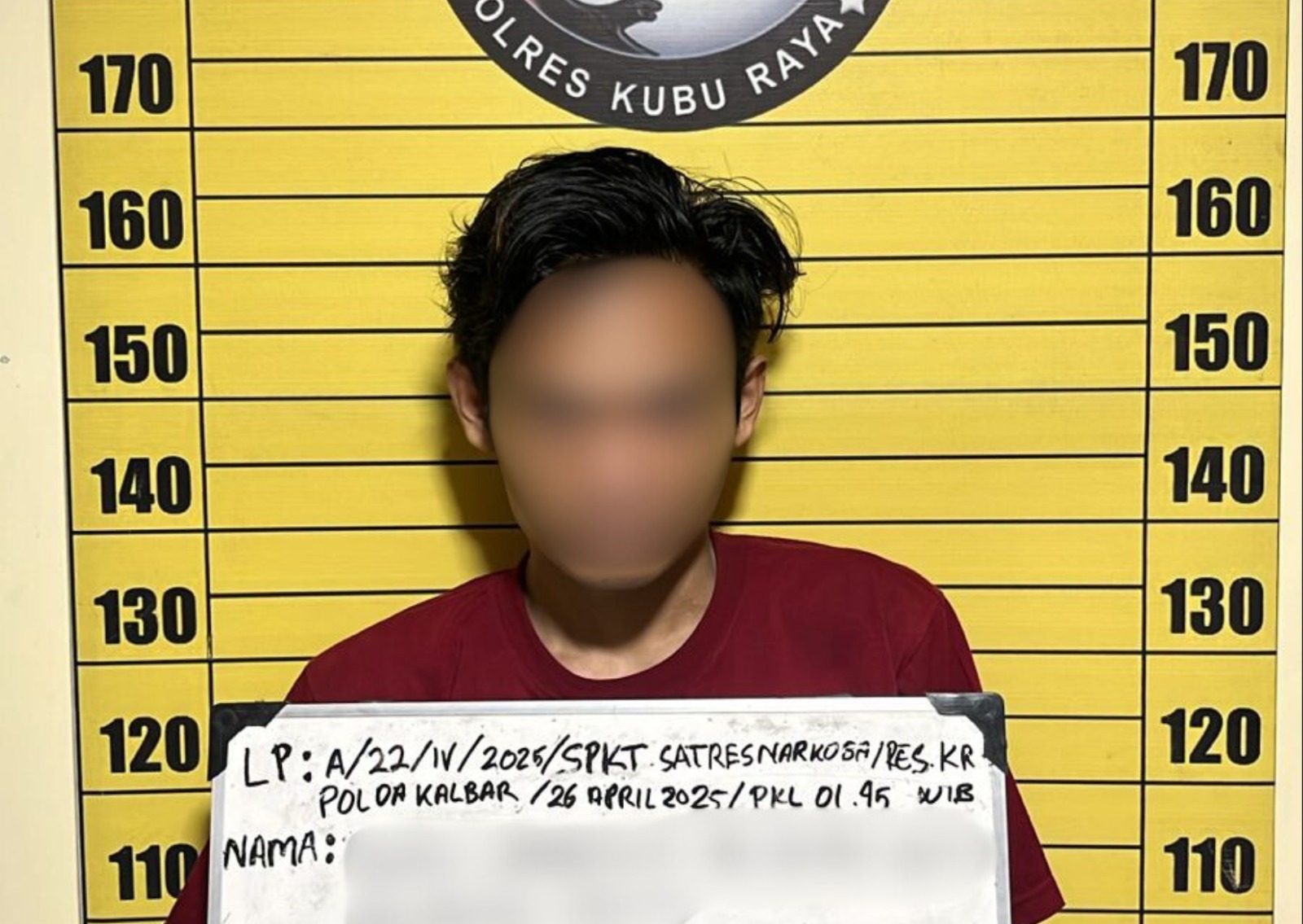 TERSANGKA: Seorang pria berinisial BI (28), warga Kecamatan Pontianak Barat, Kota Pontianak, diringkus Tim Labubu Satuan Reserse Narkoba Polres Kubu Raya saat kedapatan membawa narkotika jenis sabu.