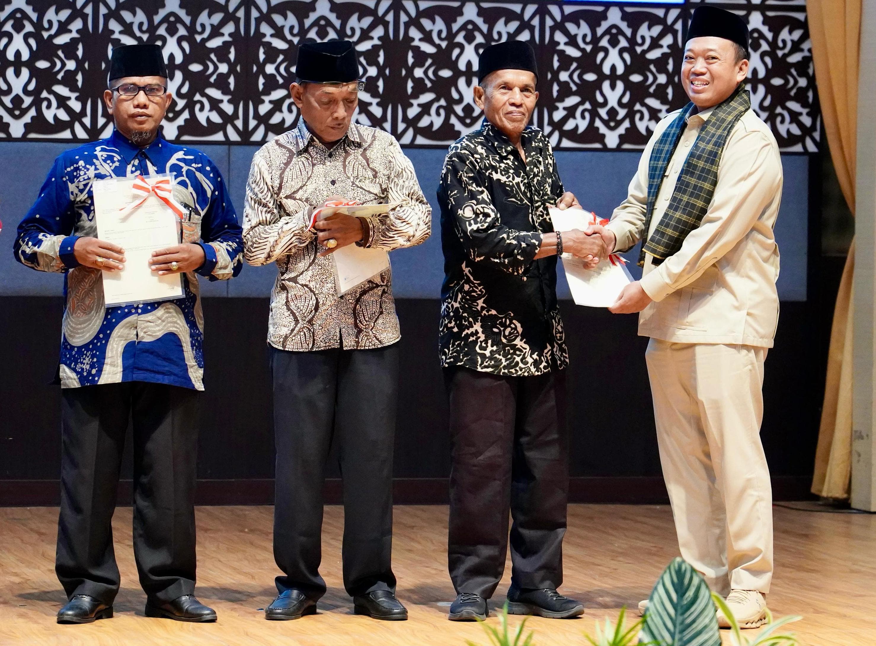 Nusron Wahid, secara resmi membuka kegiatan Sosialisasi Pengadministrasian dan Pendaftaran Tanah Ulayat di Provinsi Sumatera Barat, pada Senin (28/04/2025).