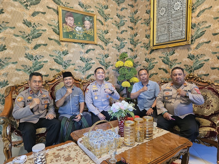 SILATURAHMI: Polres Kayong Utara melaksanakan kegiatan silahturahmi dengan para tokoh agama.