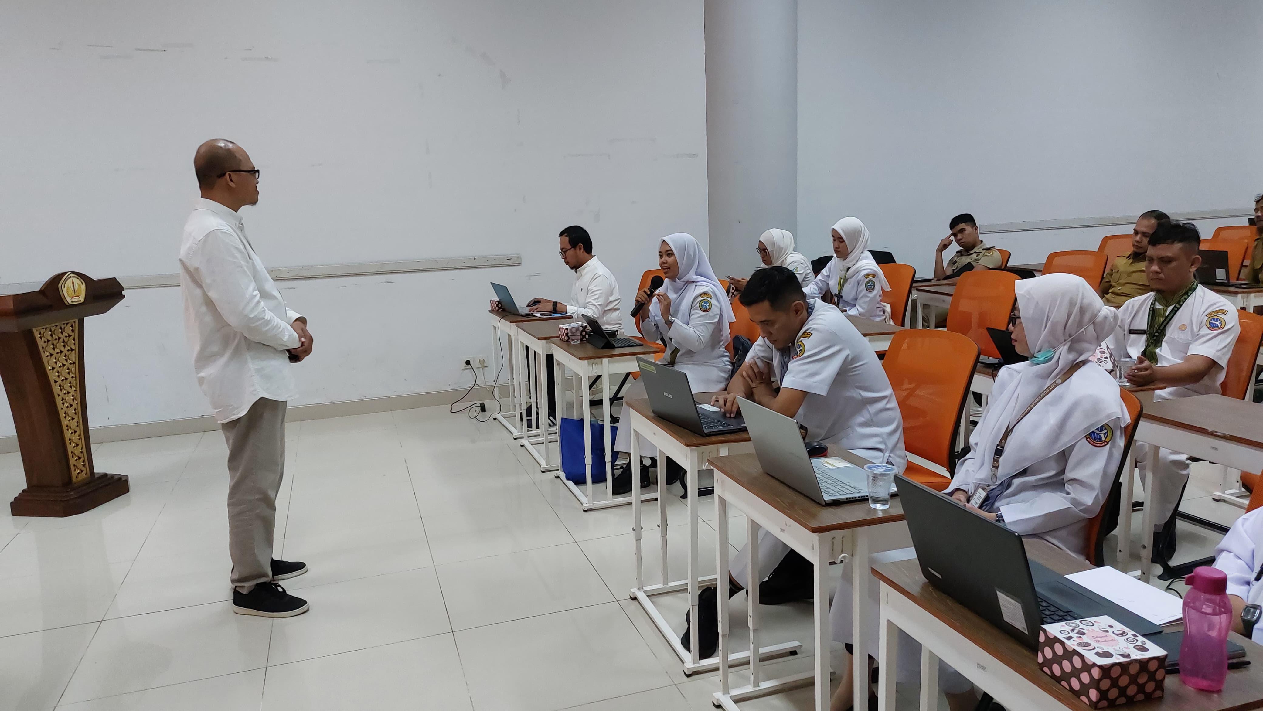 INOVATOR: Inovator di Pemkot Pontianak mengikuti agenda Pontianak Innovators Academy di Ruang Smart e-Learning Universitas Tanjungpura.