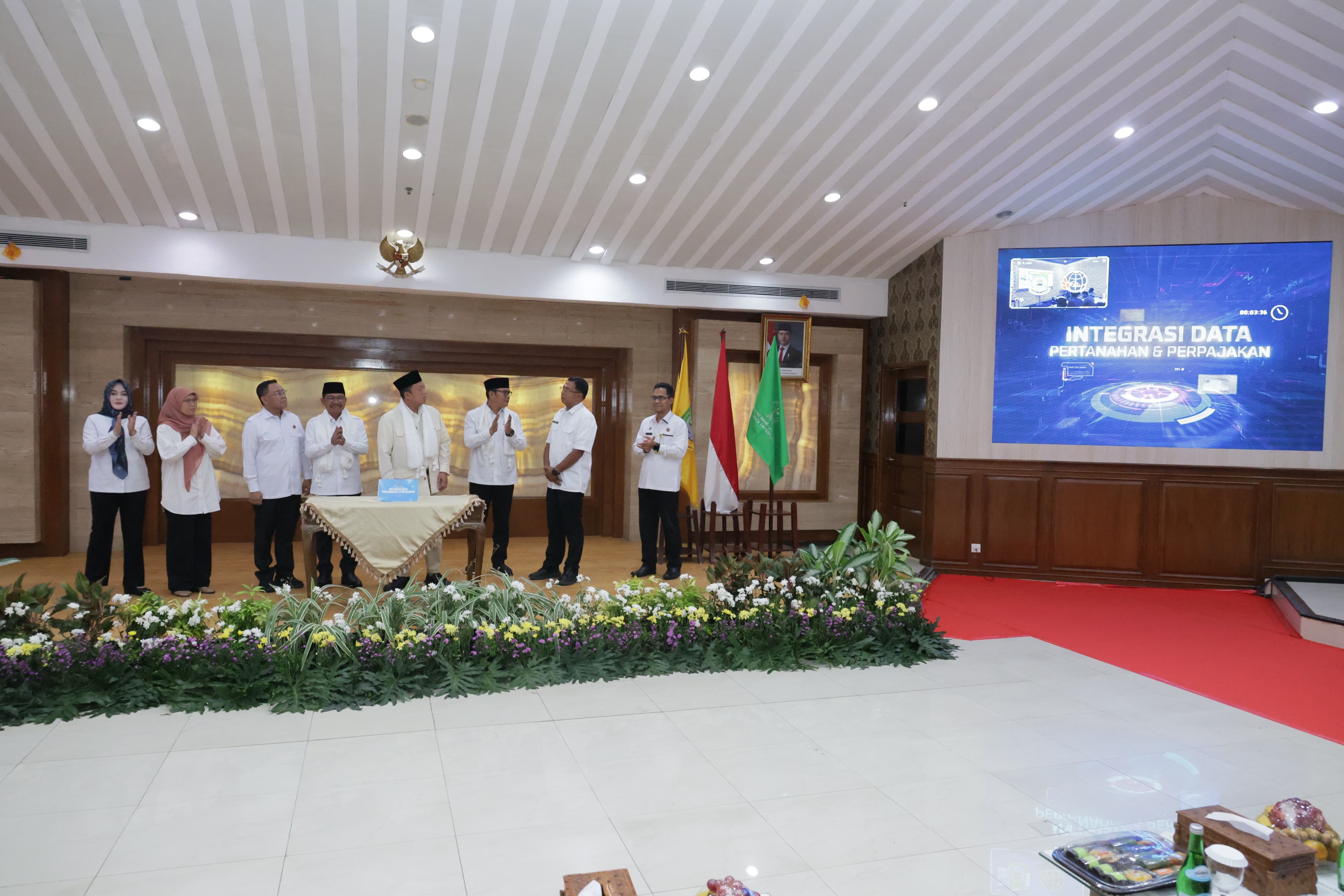 Kantah Kota Tangerang bersama Badan Pendapatan Daerah (Bapenda) Kota Tangerang meluncurkan Integrasi Data Pertanahan dan Perpajakan, Rabu (30/04/2025).