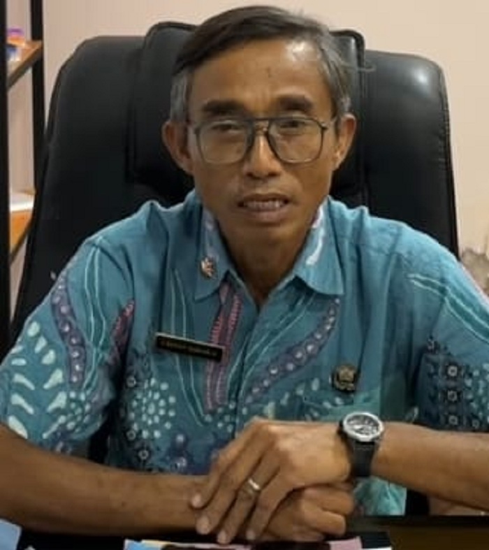 Ketut Sukarja, Kadiskumindag Sambas
