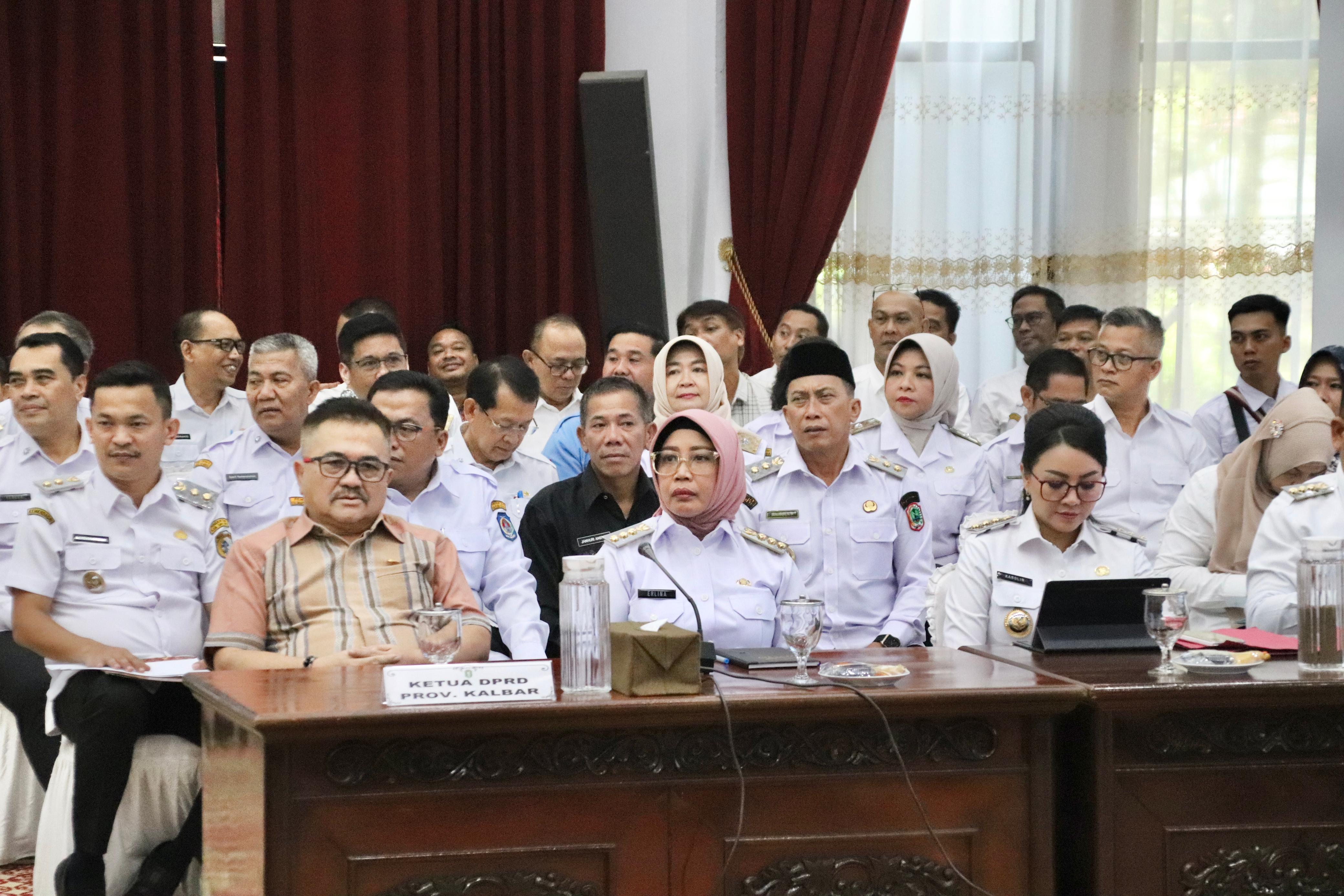 KUNKER: Bupati Mempawah Erlina dan sejumlah kepala daerah se-Kalbar menghadiri Kunker Komisi II DPR.