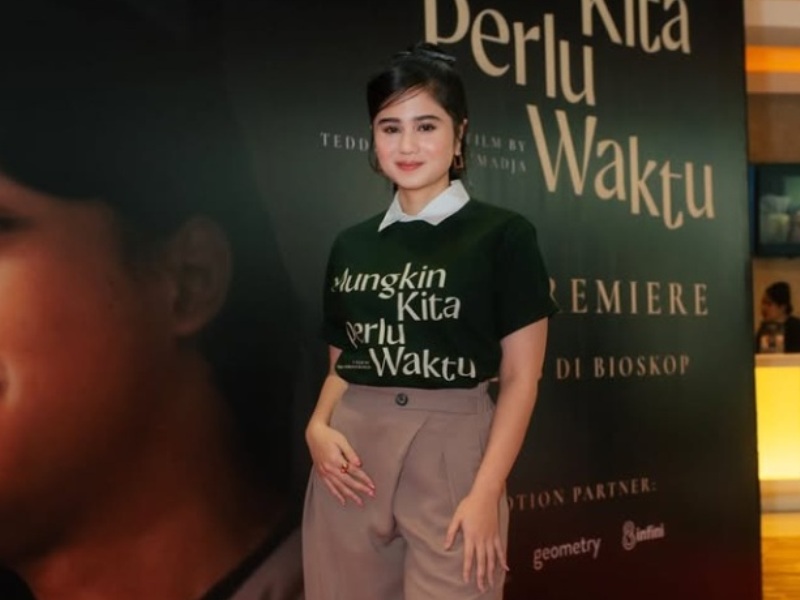 Tissa Biani mendapat pengalaman baru saat didapuk memerankan tokoh Aleiqa di film Mungkin Kita Perlu Waktu.
