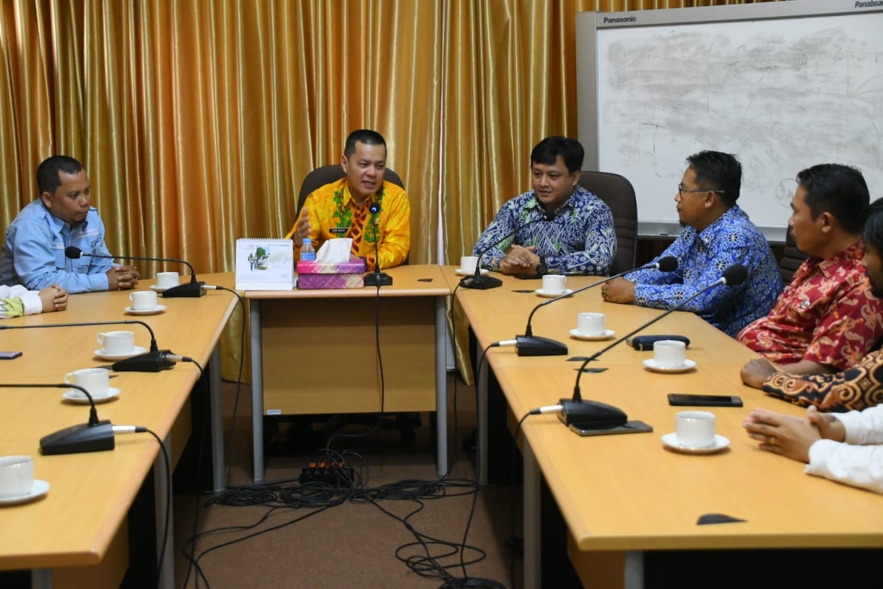 AUDIENSI: Bupati Kayong Utara, Romi Wijaya, audiensi dari Majelis Pendidikan Dasar dan Menengah (Dikdasmen) serta Pendidikan Nonformal (PNF) Pimpinan Pusat Muhammadiyah.