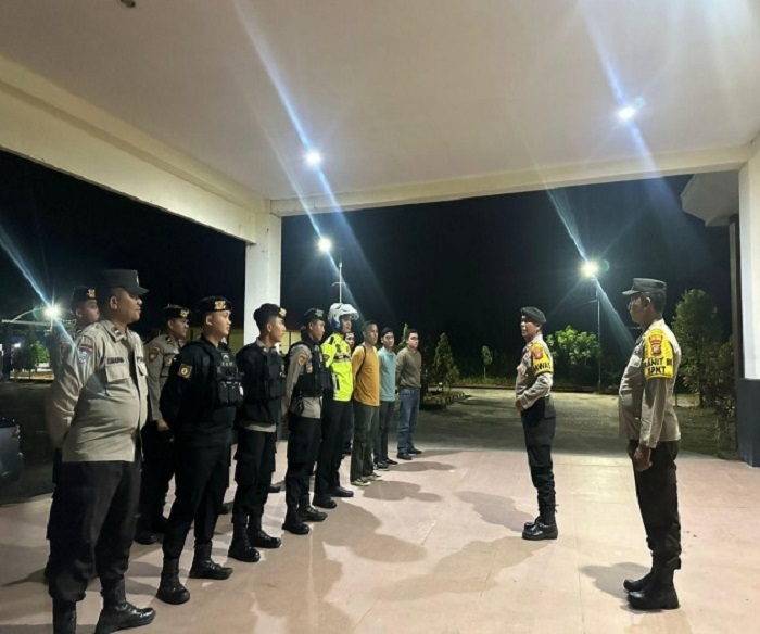 ANTI PREMANISME: Polres Kayong Utara menggelar operasi anti premanisme, Selasa (13/5) malam.