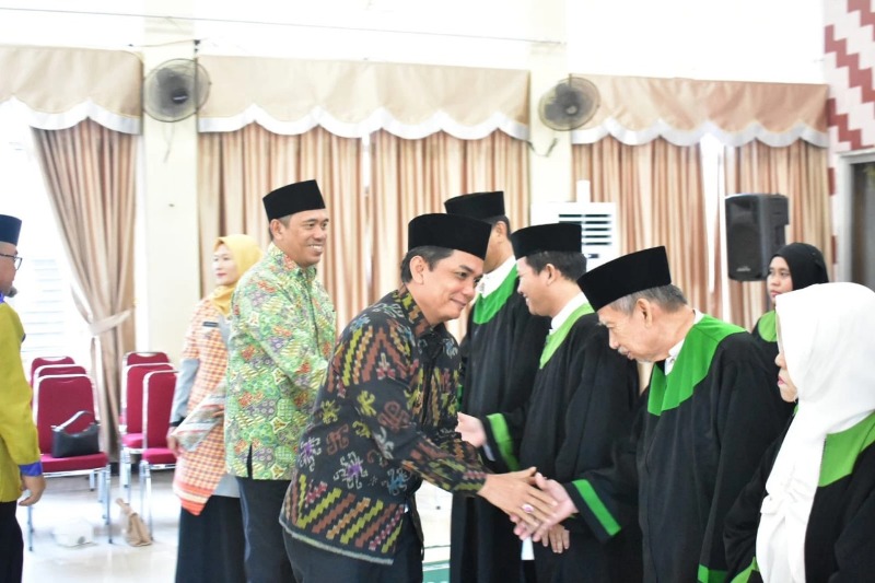 Wakil Wali Kota Pontianak Bahasan saat membuka MTQ ke-33 Kecamatan Pontianak Kota.