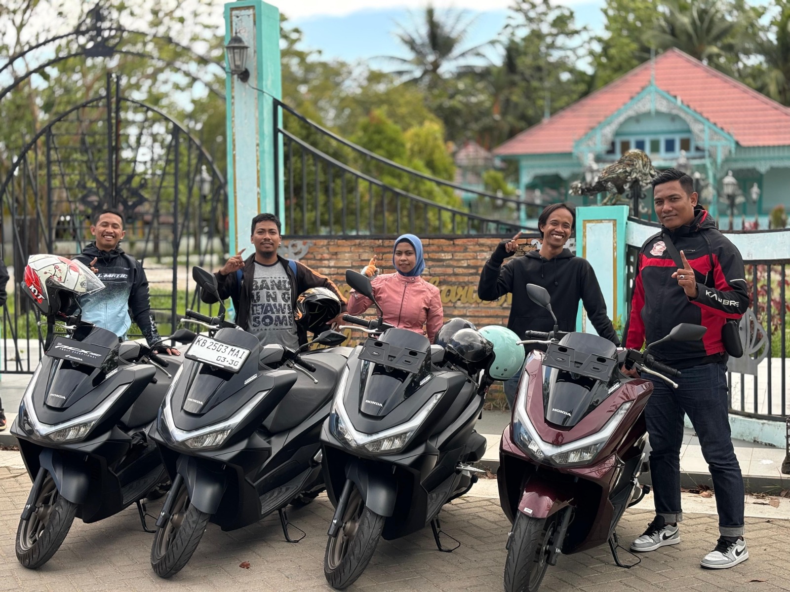 Media Exploration New Honda PCX160 Roadsync.