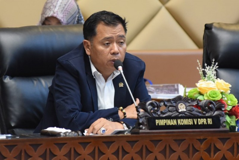 Ketua Komisi V DPR RI, Lasarus.