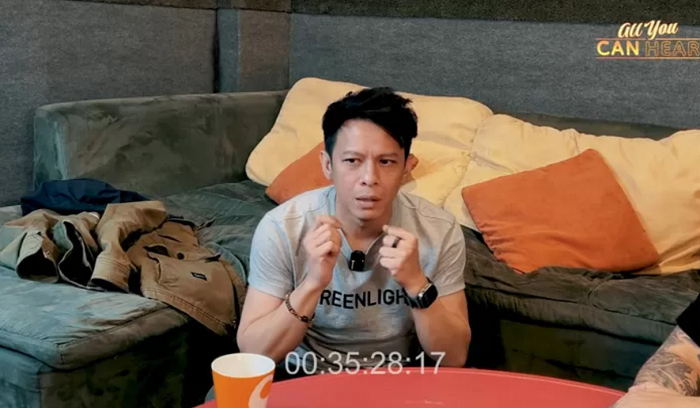 PODCAST: Ariel NOAH saat podcast dengan Ferdy Element, membahas konflik pernyani dan pencipta lagu.
