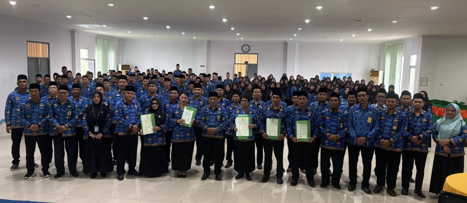 SIAP BEKERJA: Sebanyak 165 Pelantikan PPPK Kemenag Kapuas Hulu.