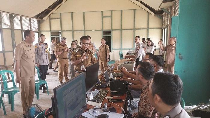 PROGRAM : Pemkab Sintang dukung program Gokatan yang diluncurkan oleh Pemerintah Provinsi Kalimantan Barat untuk memperkuas akses pelayanan administrasi kendaraan dan perpajakan hingga ke kecamatan