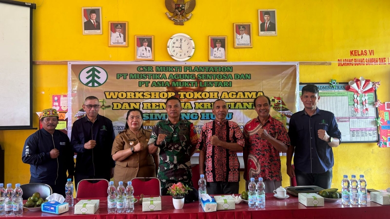 Mukti Plantarion menggelar Workshop Tokoh Agama dan Remaja Kristiani Simpang Hulu di SDN 02 Simpang Hulu, pada Senin (26/1/2025).